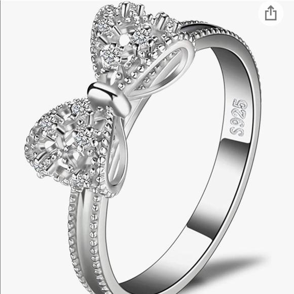 Super Cute Silver Bow Ring - Picture 2 of 2